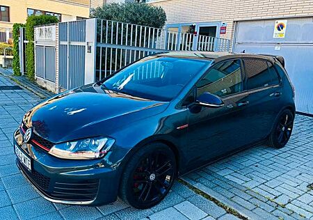 VW Golf Volkswagen 2.0 TSI BMT GTI GTI