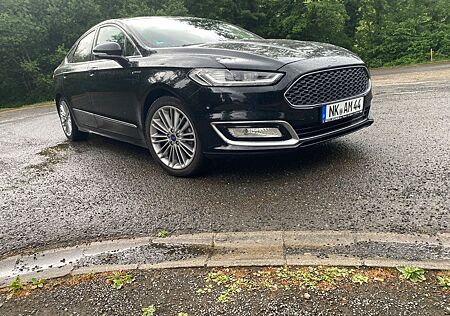 Ford Mondeo 2,0 Hybrid Vignale PowerShift Hybrid ...