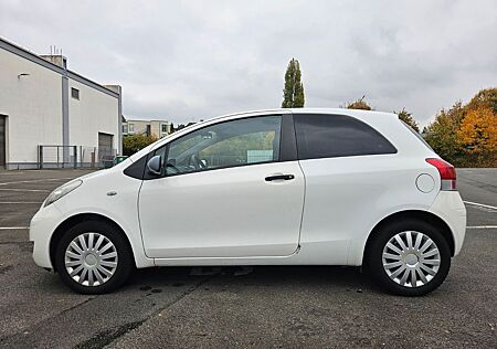 Toyota Yaris 1,0-l-VVT-i -