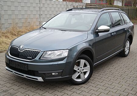 Skoda Octavia Combi Scout 4x4/Navi/DSG/Tüv 04.2025