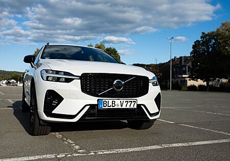 Volvo XC 60 XC60 T6 AWD Recharge R Design Geartronic Rec...