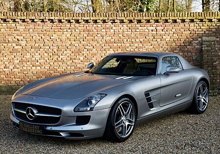 Mercedes-Benz SLS AMG Mercedes Benz SLS AMG "Designo", In mint