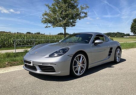 Porsche Cayman S 718,Approved,NonOPF,SportAGA,Chrono,20