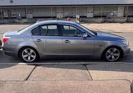 BMW 525i - E60