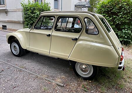 Citroën 2 CV Dyane 6 rostfrei original Rahmen 2. Hd.