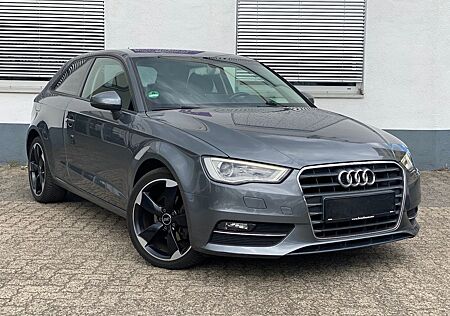Audi A3 1.4 TFSI S tronic * LED / Rotor Alus / PDC *