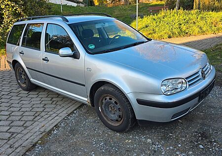 VW Golf Volkswagen 1.6 FSI Special Variant Special