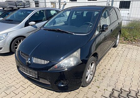 Mitsubishi Grandis 2.4 Intense Auto 6-Sitzer Intense