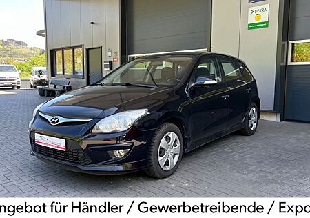 Hyundai i30 1.4 * Klima