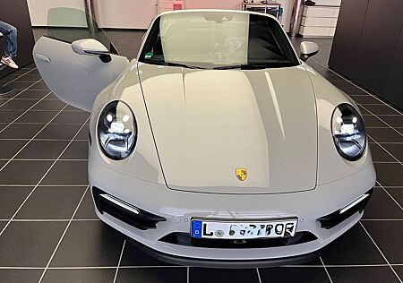 Porsche 992 Carrera GTS Cabriolet