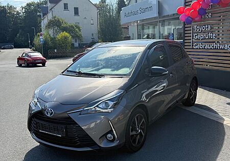 Toyota Yaris Hybrid Style Selection