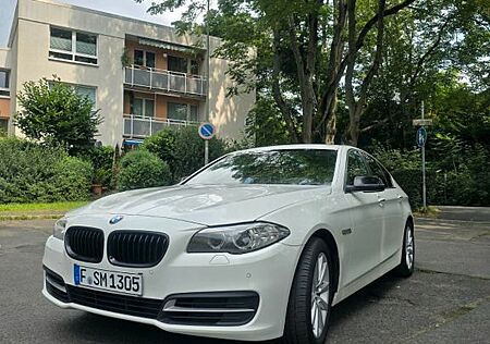 BMW 530d xDrive A -