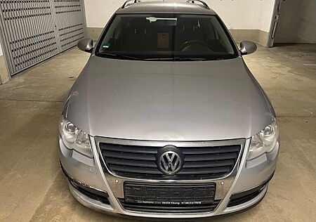VW Passat Variant Volkswagen 2.0 TDI DPF DSG Trendline Var...