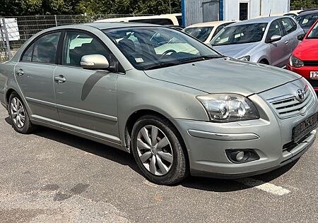 Toyota Avensis 2.0 Sol Lim.