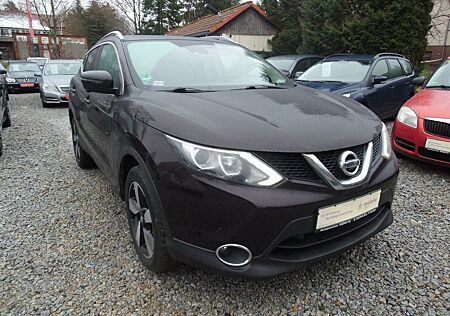 Nissan Qashqai 360° 1.Hand,Navi,Klimaaut.&Panoramadach