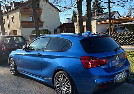 BMW 140 M140i Scheckheft