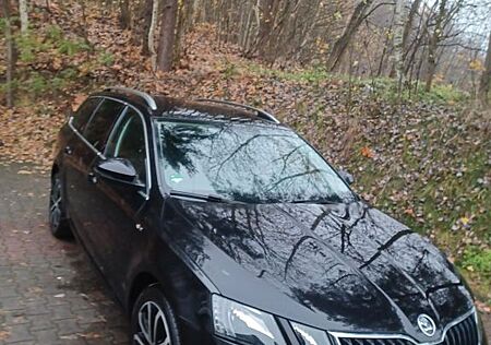 Skoda Octavia 1.6 TDI SCR DSG SOLEIL Combi SOLEIL
