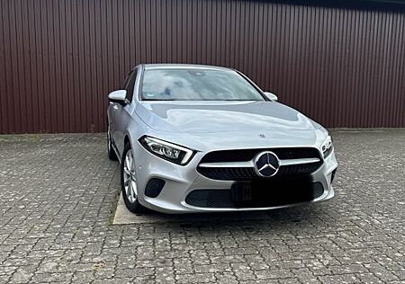 Mercedes-Benz A 220 d DCT - LnkrdHz/Burmester/StndHz