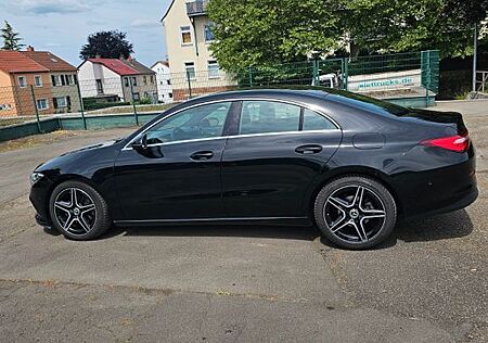 Mercedes-Benz CLA 180 d - Amg line