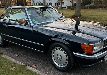Mercedes-Benz SL 560