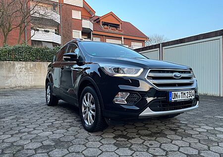 Ford Kuga 1,5 EcoBoost 2x4 110kW Titanium