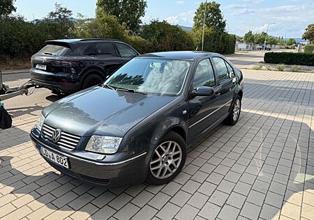 VW Bora Volkswagen 1.9TDI 81kW Special Special 1 Hand