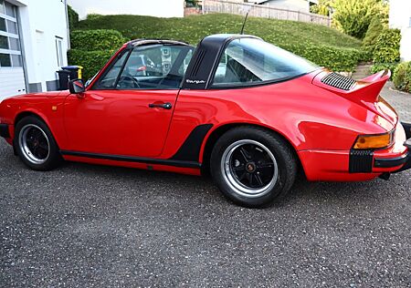 Porsche 911 Urmodell 2.7 RS Targa 210 PS MFI