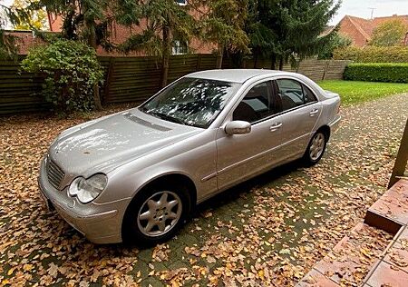 Mercedes-Benz C 180 CLASSIC Elegance