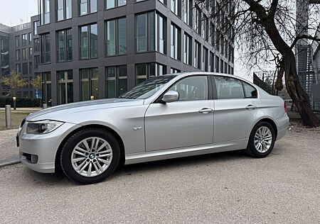 BMW 318i Sport 1.Hand/Navi/PDC original 2 21900 km