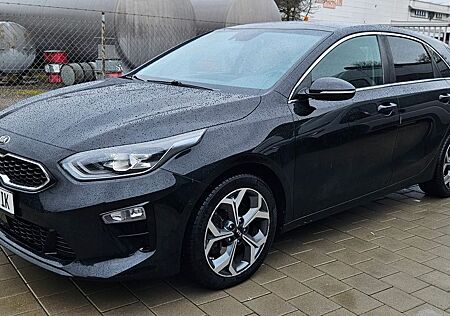 Kia Cee'd Ceed 1.6 CRDi Platinum Edition Automatik
