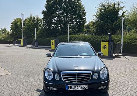 Mercedes-Benz E 220 CDI AVANTGARDE - Top Gepflegt!