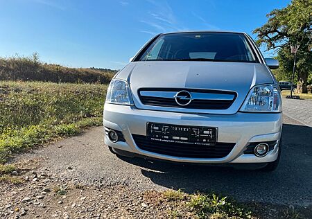 Opel Meriva 1.6 TWINPORT Cosmo Klima, AHK, TÜV neu