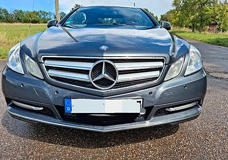 Mercedes-Benz E 200 Coupé BlueEFFICIENCY ELEGANCE EL...