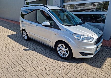 Ford Tourneo Courier Titanium+Alu+AHK+Klimaau.+Winter