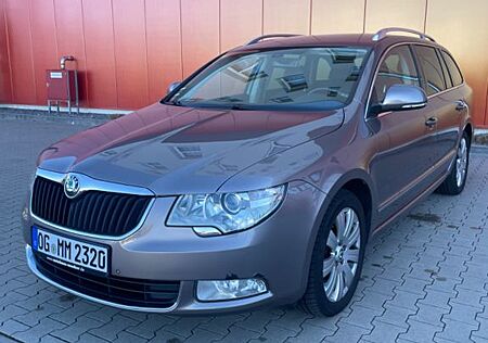 Skoda Superb 2.0 TDI 125kW DSG Elegance Combi Elegance