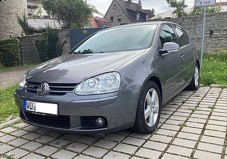 VW Golf Volkswagen 1.9 TDI DPF 6-Gang United BlueMotion