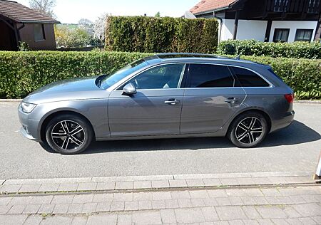 Audi A4 2.0 TDI 140kW ultra S tron. design Avant ...