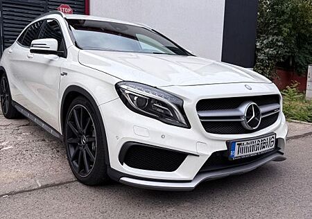 Mercedes-Benz GLA 45 AMG 4MATIC DCT AMG