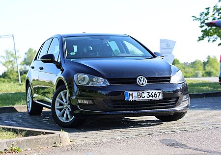 VW Golf Volkswagen 1.4 TSI BMT LOUNGE Scheckheftgepflegt!!!