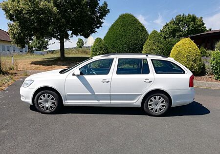 Skoda Octavia 1.6 TDI Ambiente Combi Ambiente