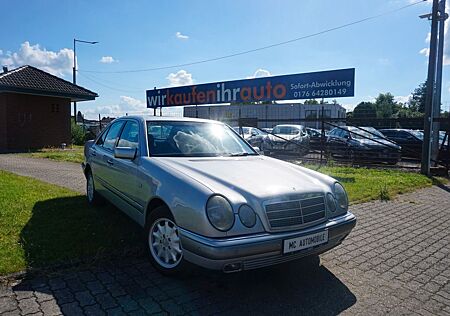 Mercedes-Benz E 230 Elegance*AUTOMATIK*PDC*TEMPOMAT*KLIMA !!