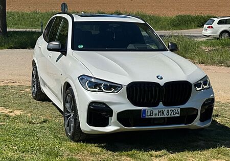 BMW X5 M50 M50d - sky lounge