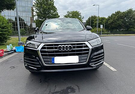 Audi Q5 40 TDI S tronic quattro design design