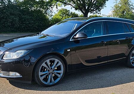 Opel Insignia Sports Tourer 2.8 V6 Turbo 4x4 Spor...