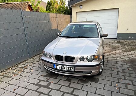 BMW 318td compact -