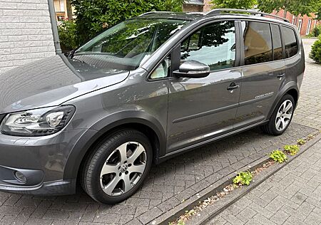 VW Touran Volkswagen 1.4 TSI / Cross / neuer TÜV / AHK