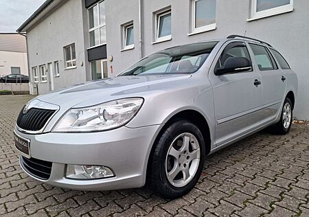 Skoda Octavia Combi 1.6 1.HAND AHK KLIMA ALU EFH BT