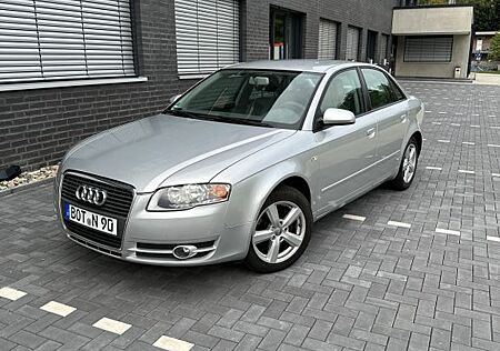 Audi A4 Limousine 2.0 *TÜV*Klimatronic*