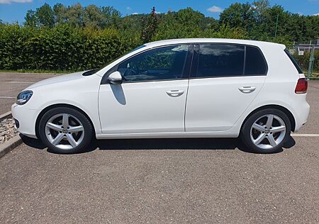 VW Golf Volkswagen 1.4 TSI DSG 90 kW Highline *Navi*Xenon*