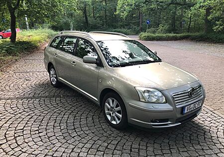 Toyota Avensis Combi 1.8-l-VVT-i -